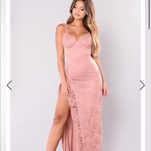 Pink lace dress with slit
